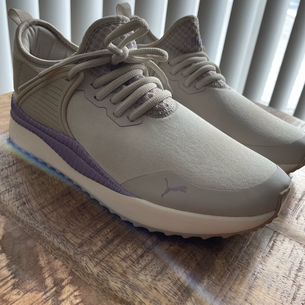 Puma Sneakers